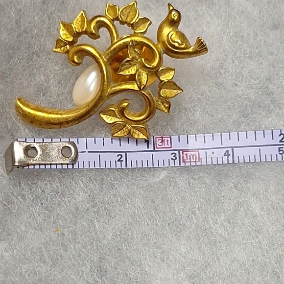 Vintage Gold Tone Bird Partridge Pear Tree Faux Pearl Dangle Lapel Scatter Pin - Picture 4 of 5